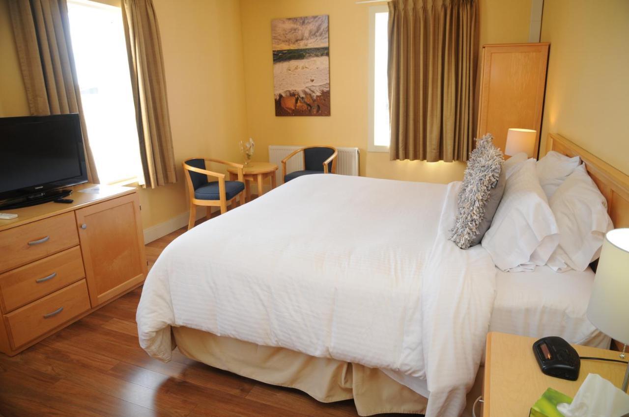 Smugglers Cove Inn Lunenburg Ngoại thất bức ảnh